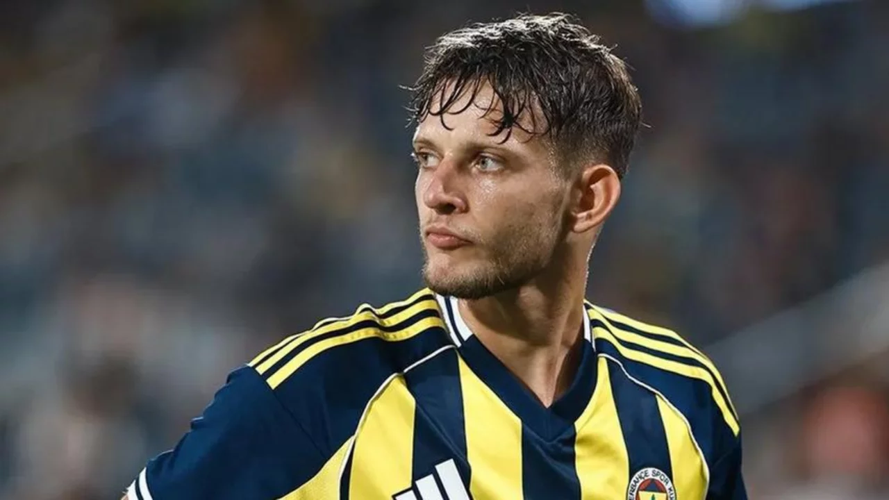 Gideli daha 1 yıl olmuştu! Sebastian Szymanski bombası 