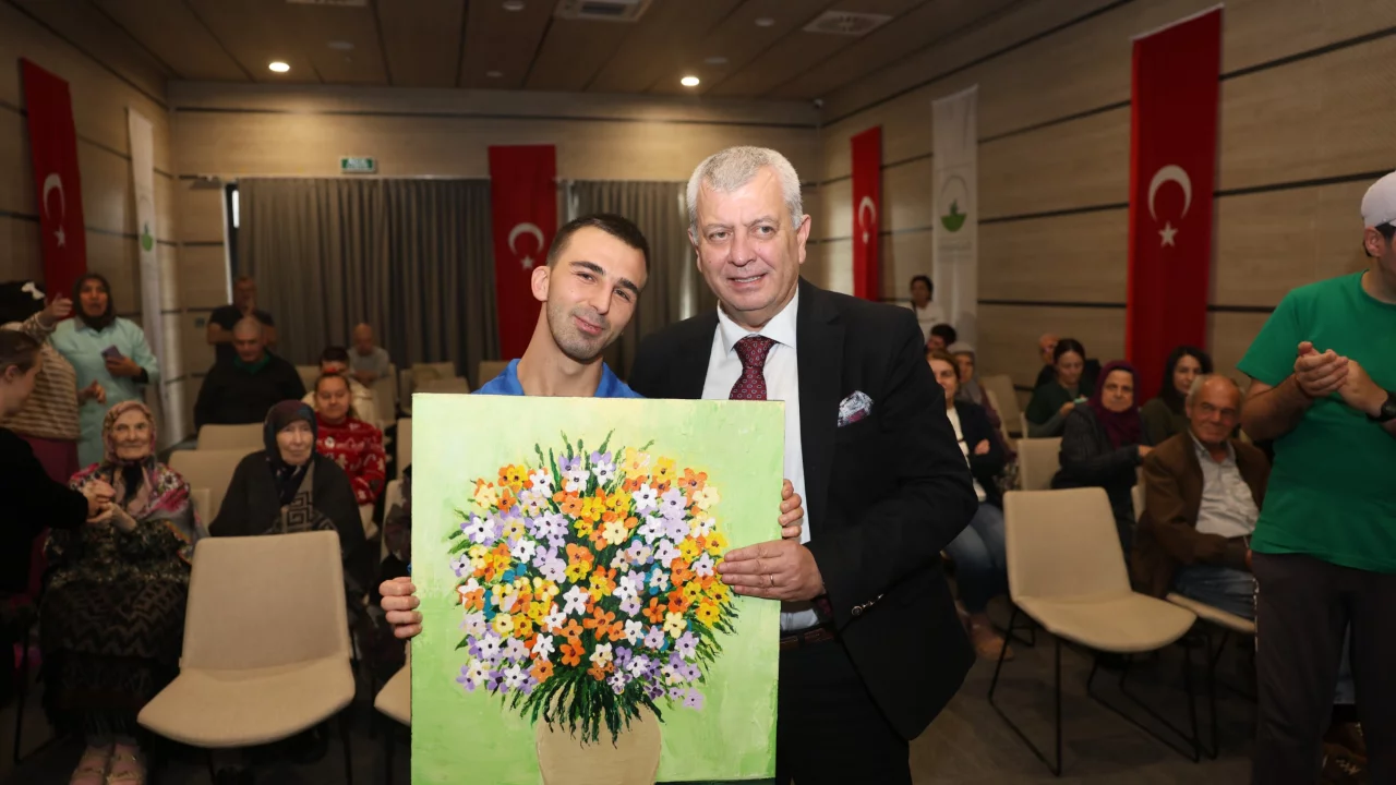 BAREM Sakinleri D&uuml;nya Yaşlılar G&uuml;n&uuml;'n&uuml; Şarkılarla Kutladı