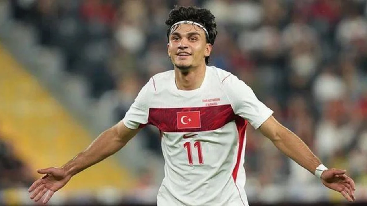 Can Uzun neden yok? Can Uzun Bel&ccedil;ika T&uuml;rkiye ma&ccedil;ında sakat mı, cezalı mı, kadroda mı yok?