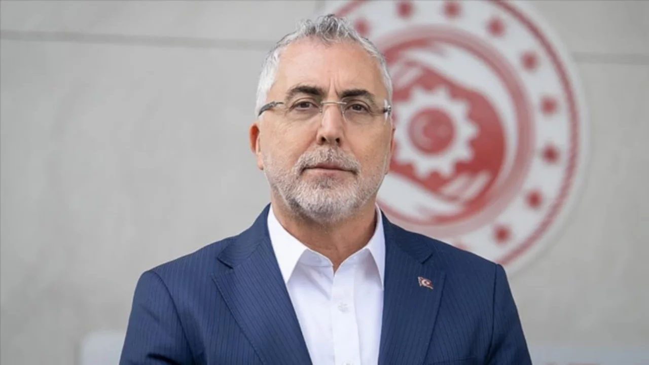 Bakan Işıkhan: Türkiye-Belçika ilişkilerini "kazan-kazan" anlayışıyla geliştireceğiz