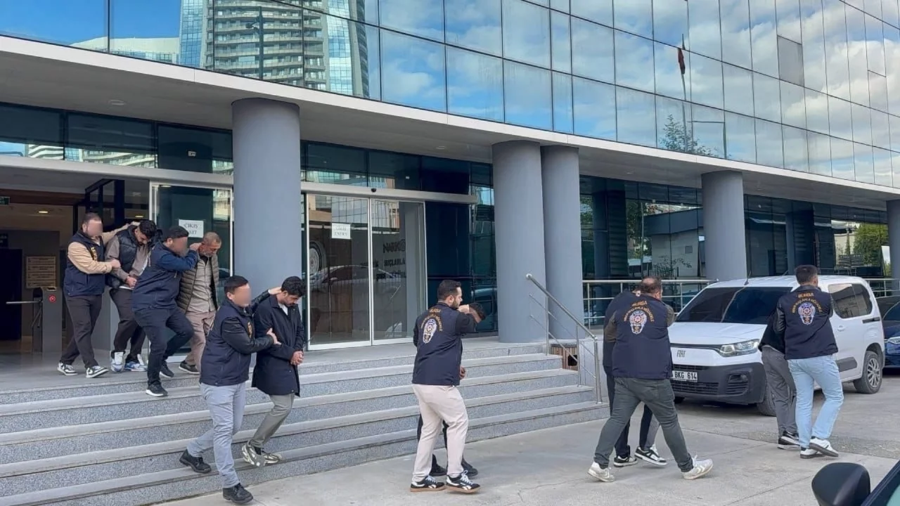Bursa merkezli dolandırıcılık operasyonu! 4 şüpheli tutuklandı..