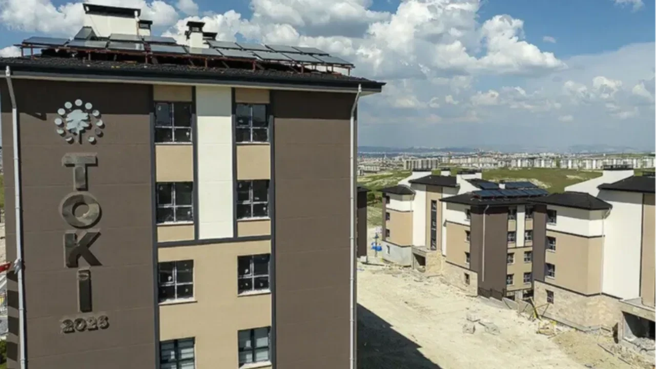 TOKİ'de bor&ccedil; kapatacaklara b&uuml;y&uuml;k fırsat! Y&uuml;zde 25 indirim i&ccedil;in son tarih belli oldu