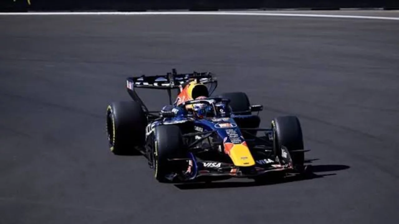 Max Verstappen Bahreyn Grand Prix'sinde sezonun ilk zaferini aldı