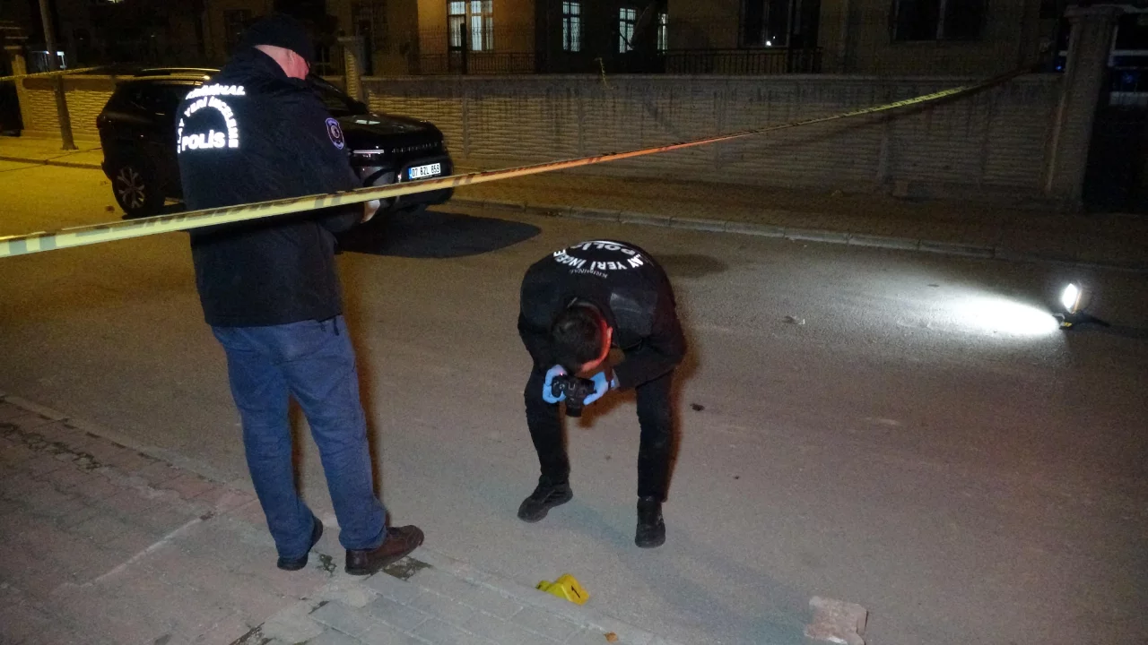 Konya'da boşanma aşamasındaki eşine dehşeti yaşattı: Kızının g&ouml;z&uuml; &ouml;n&uuml;nde vurdu