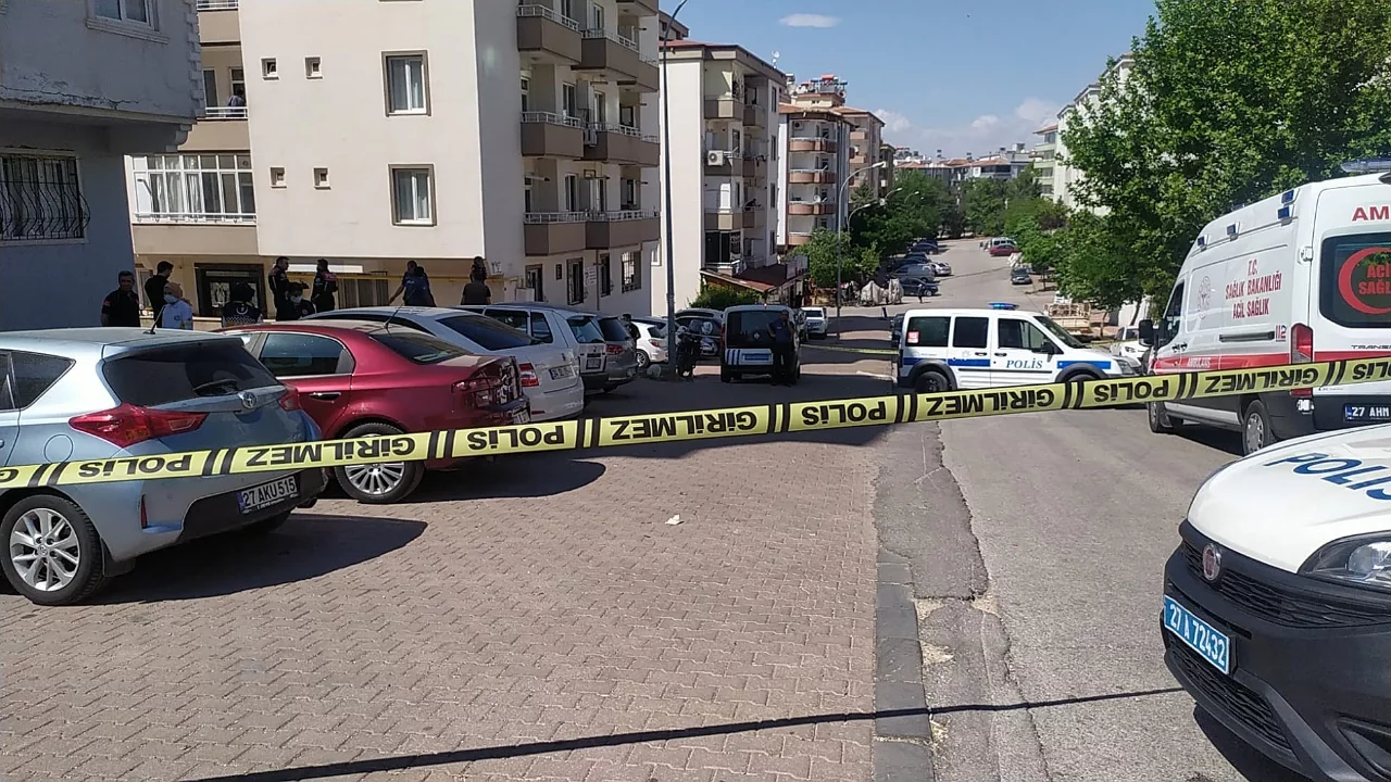 &Ccedil;i&ccedil;ek &ccedil;alma cinayetinde karar verildi