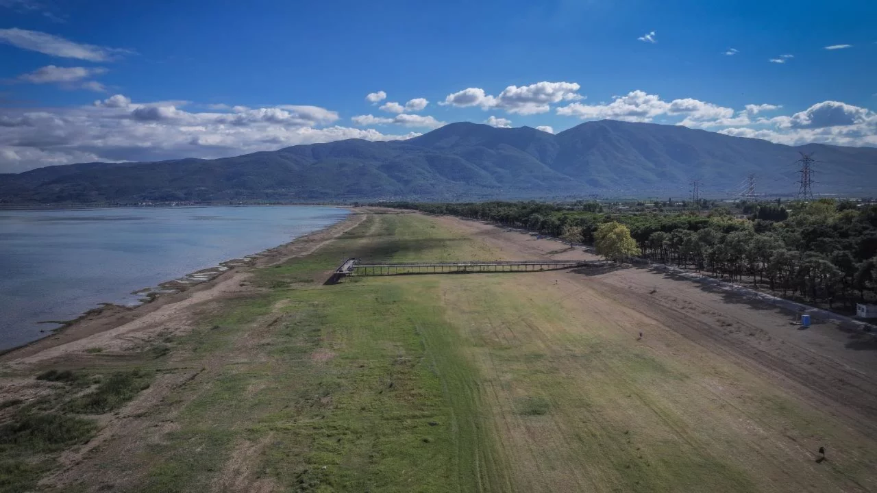 İznik G&ouml;l&uuml;'nde kritik eşik aşıldı: Su 1,32 metre geriledi!