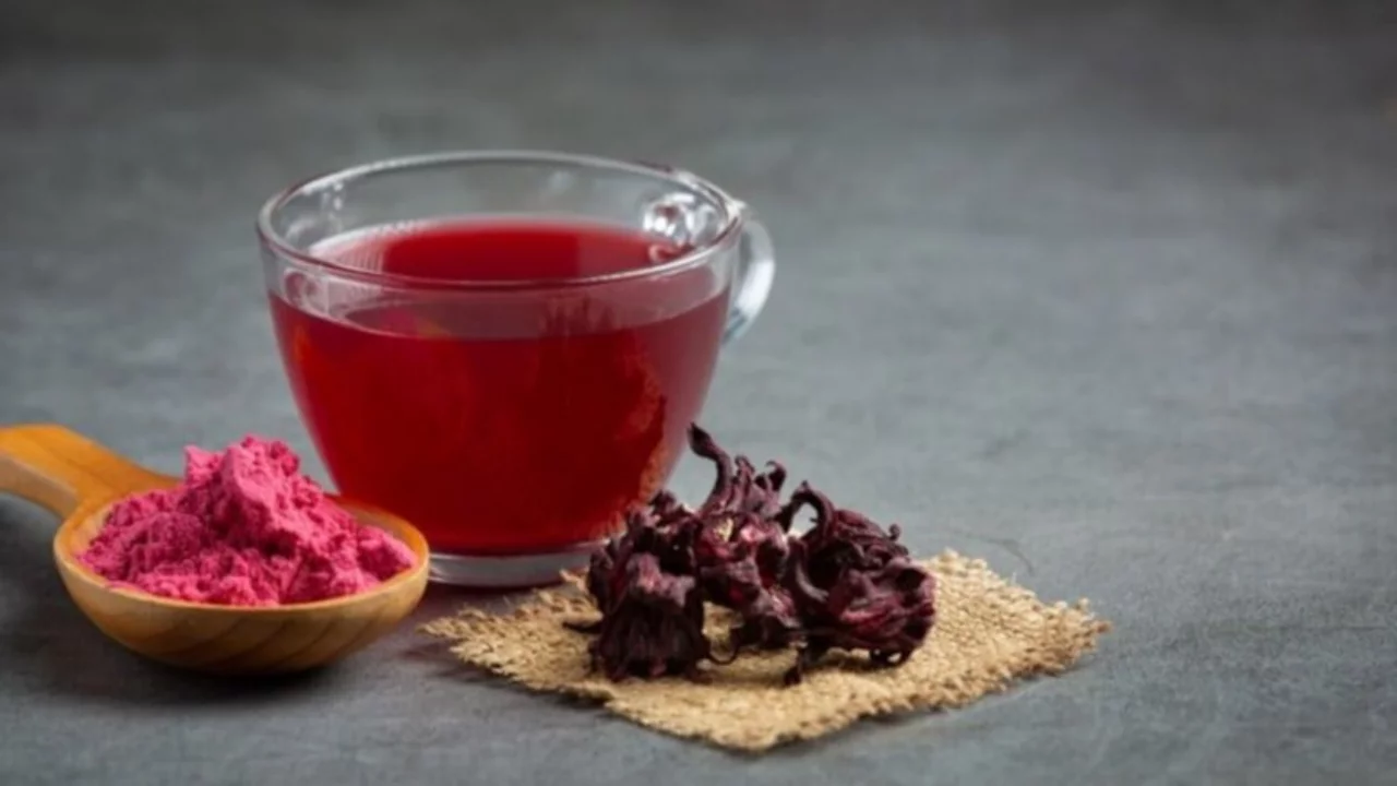 Kışın Hastalıklara Kalkan Olan İksir! Kırmızı Çay...
