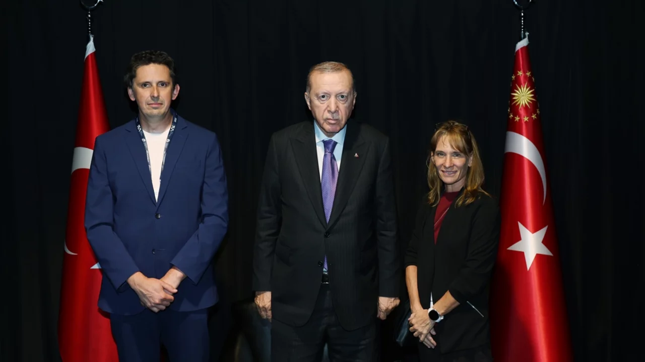 Cumhurbaşkanı Erdoğan'dan SpaceX yöneticileriyle kritik görüşme: Zirvenin ardından bir araya geldiler