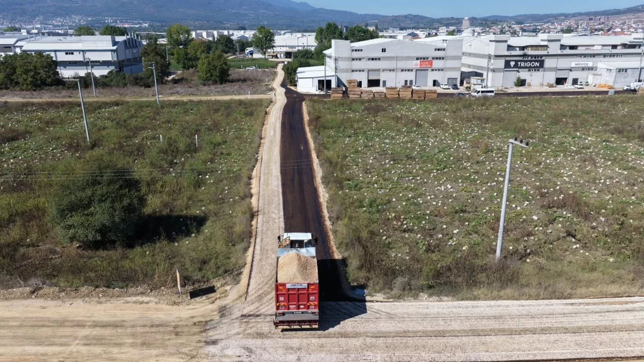 Bursa'da fabrikalara ulaşım kolaylaşacak! 7 kilometrelik yeni yol geliyor