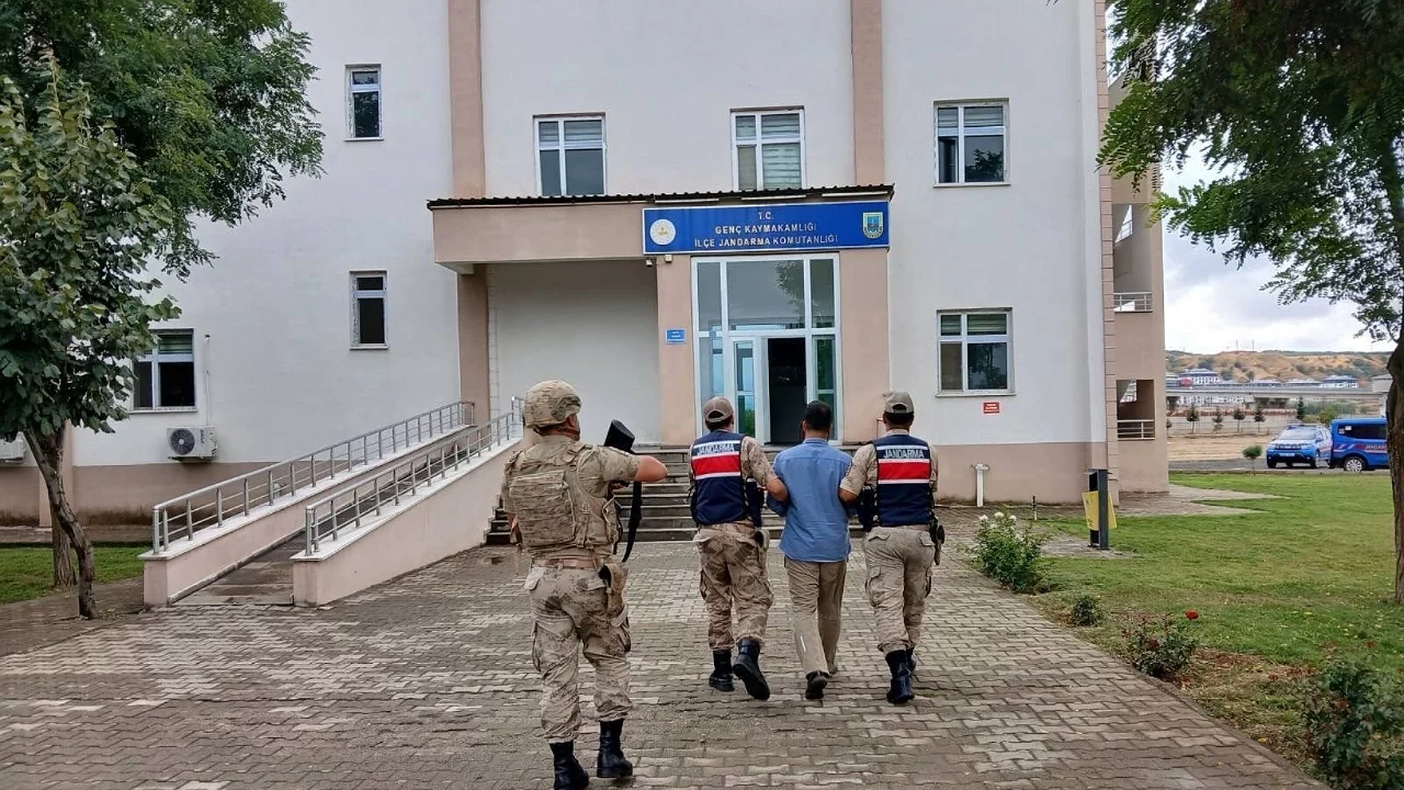 49 ş&uuml;pheli yakalandı
