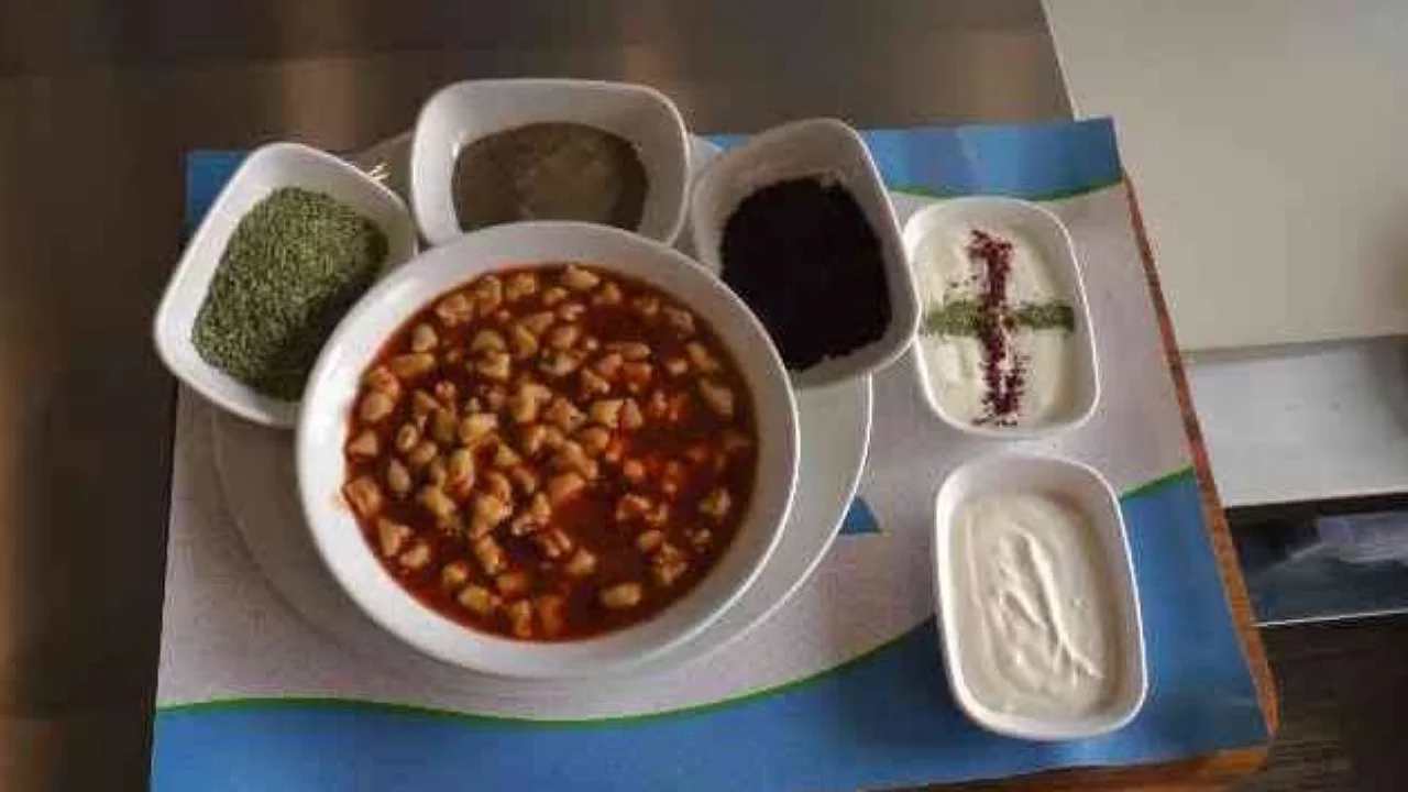 Mantı nasıl yapılır? Ev yapımı mantının hamuru ve iç harcı nasıl hazırlanır?