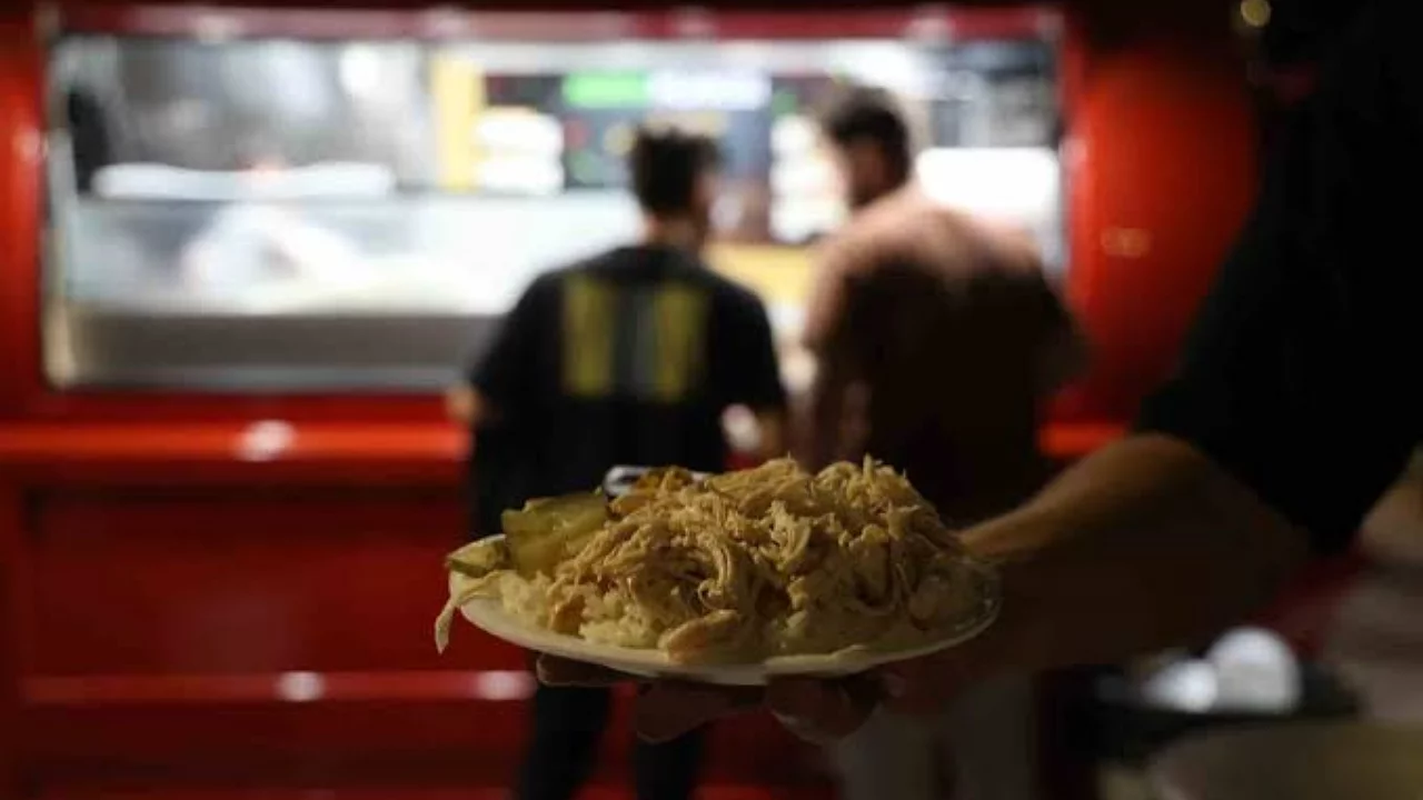 Pilav neden lapa olur? Tane tane pilav yapmanın püf noktaları