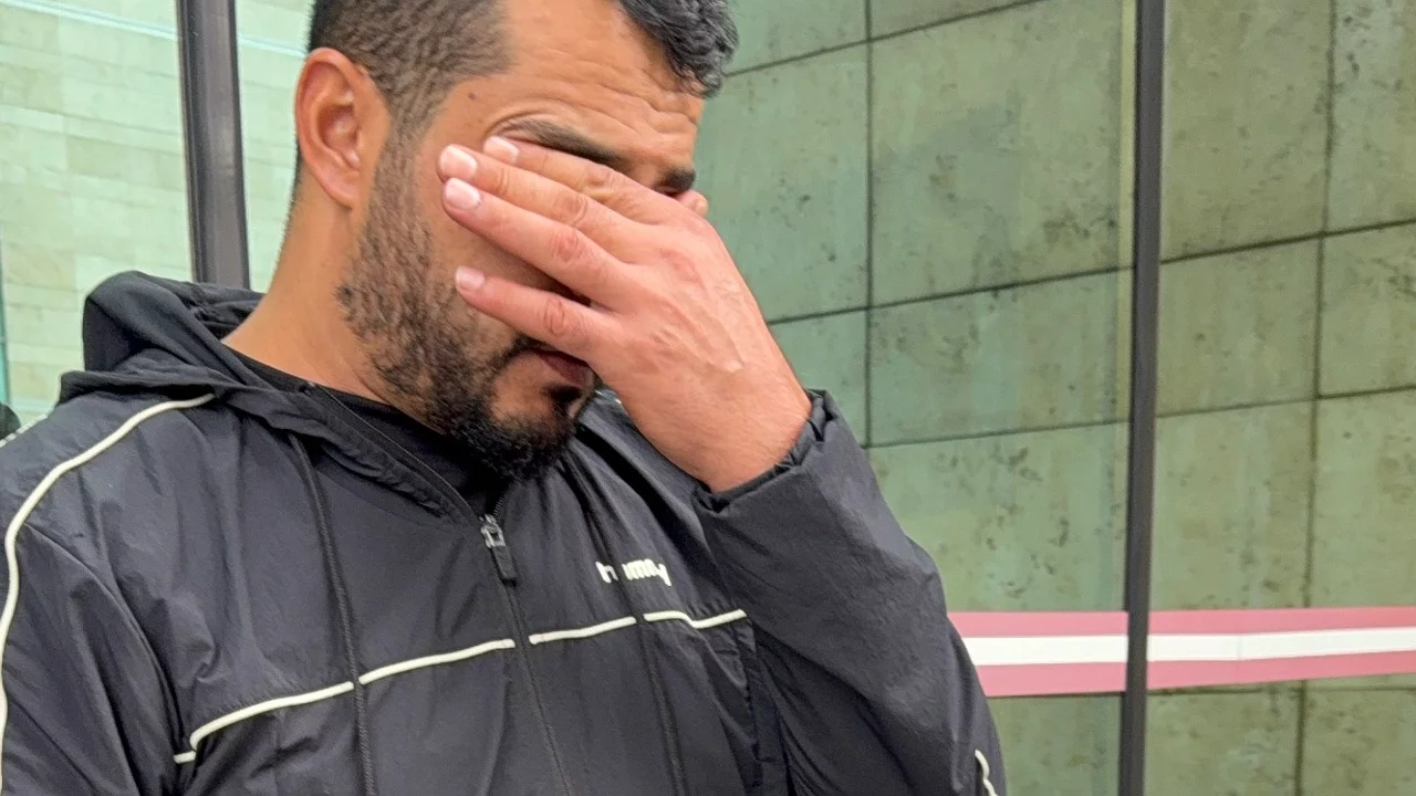Ehliyet sınavında kopya düzeneğiyle yakalandı