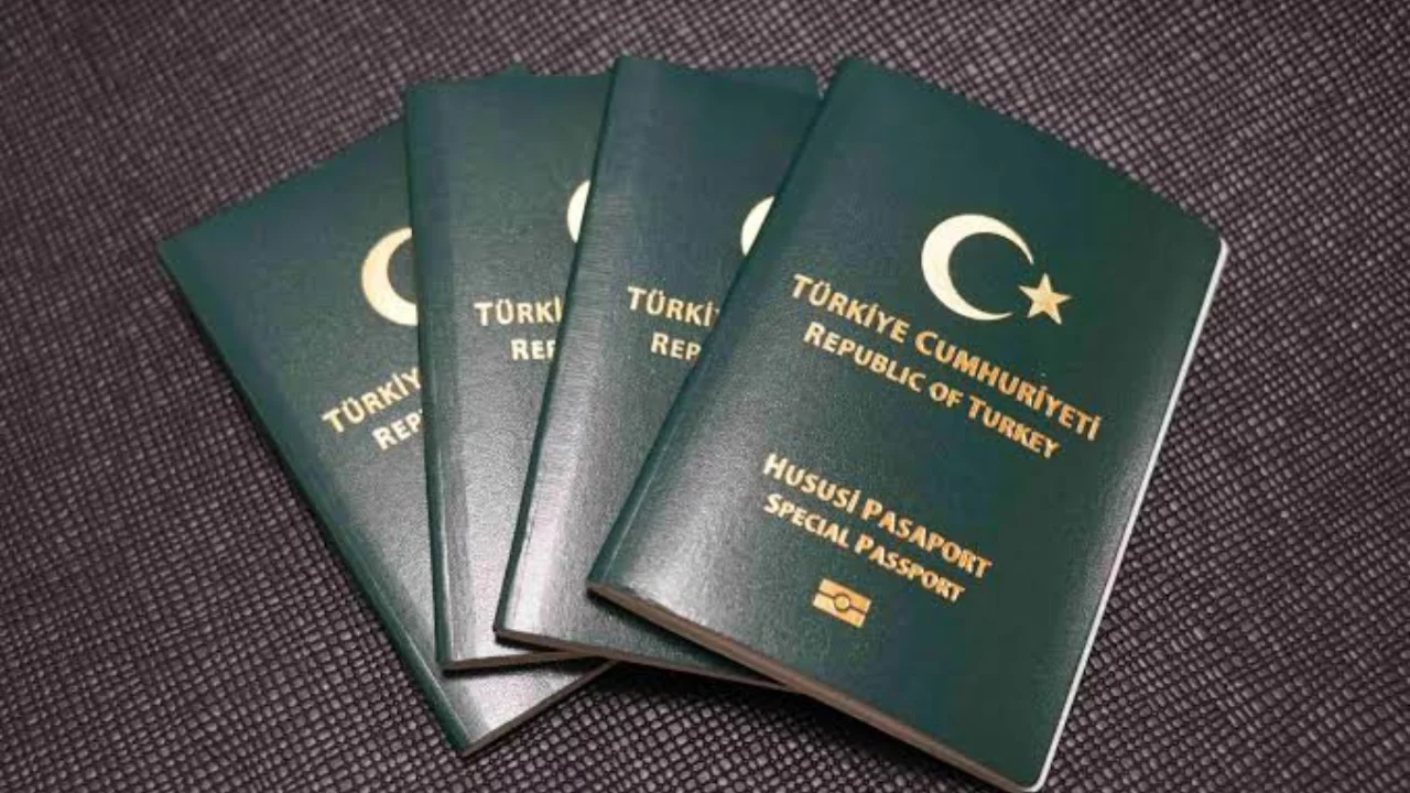 Yeşil Pasaport Kimlere Verilir? Kimler Yeşil Pasaport Alabilir? G&uuml;ncel Şartlar ve Derece Detayları