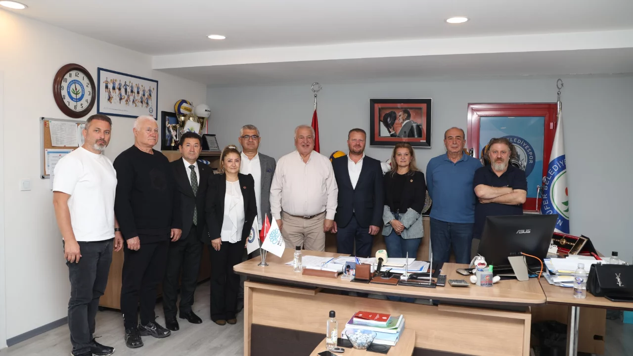 Başkan Or: "Bizim derdimiz hentbol oynamak"