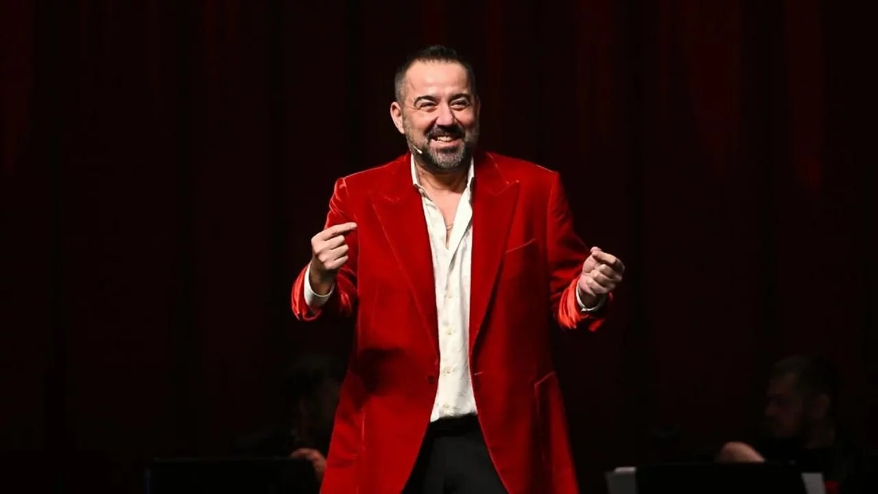 Bursa'da doğan Ata Demirer kimdir?