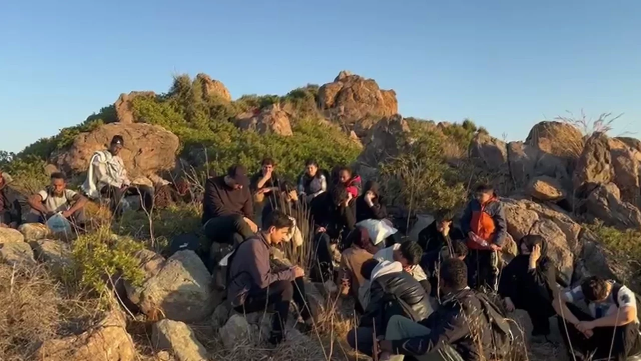 Bodrum'da 34 d&uuml;zensiz g&ouml;&ccedil;men yakalandı