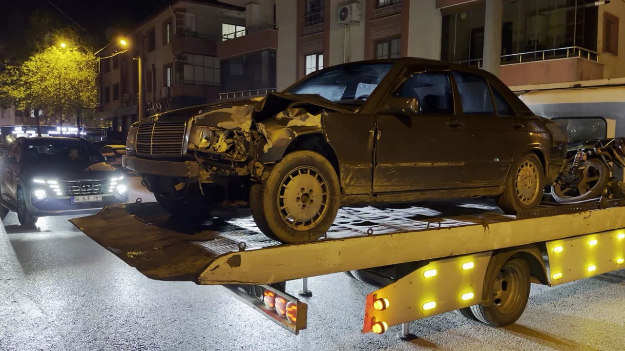 Sakarya'da polisten kaçtı, 5 kilometre sonra yakalandı: Cezası 350 bin lirayı buldu