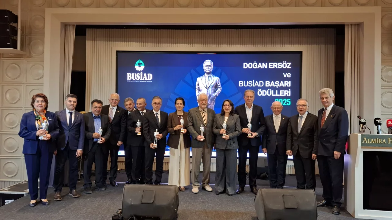 BUSİAD Başarı Ödülleri sahiplerini buldu! 6 kategoride ödüller verildi 