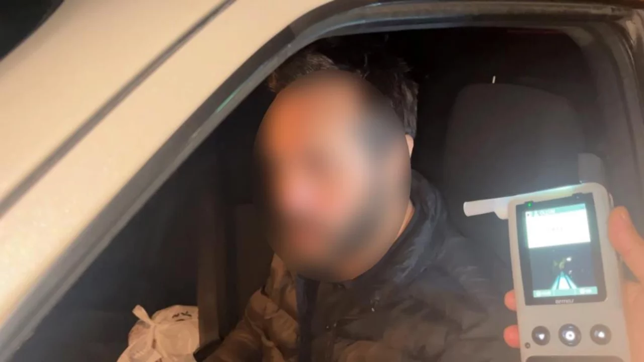 Bursa'da alkoll&uuml; s&uuml;r&uuml;c&uuml;den pes dedirten savunma: "Ben şu an yolda değilim"