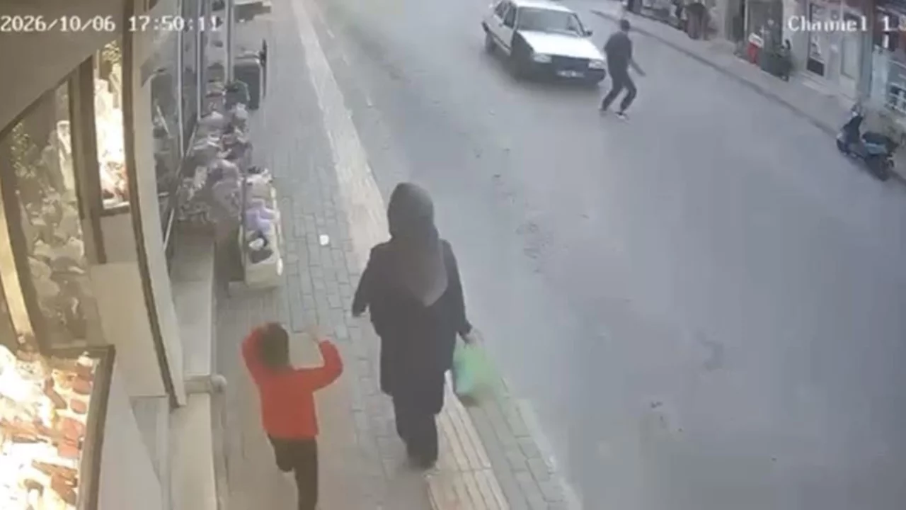 Bursa'da saniyeler içinde feci kaza! Çarpmanın etkisiyle resmen savruldu