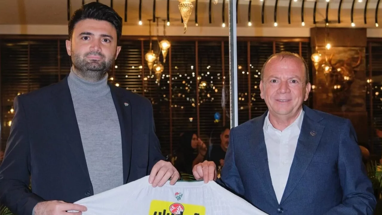 Bursaspor Başkanı Enes &Ccedil;elik'ten BTSO Başkanı se&ccedil;ilen &Ouml;zer Matlı'ya tebrik...