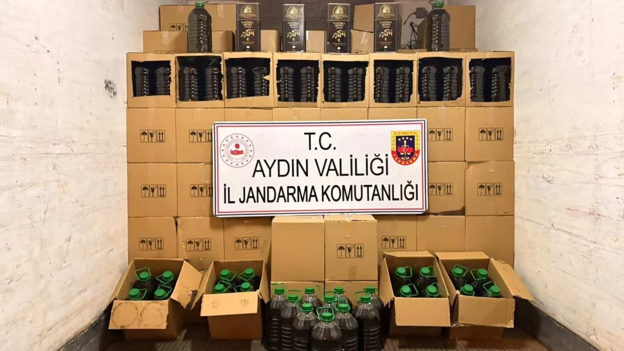 5 bin 300 litre sahte zeytinyağı ele ge&ccedil;irildi