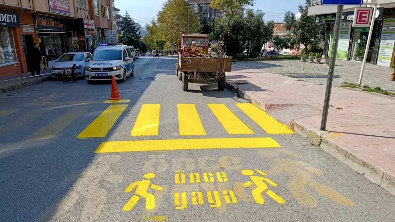 Sinop'ta yaya geçitleri yenileniyor
