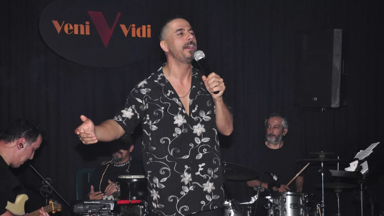 İrfan Şehitoğlu'dan  muhteşem performans