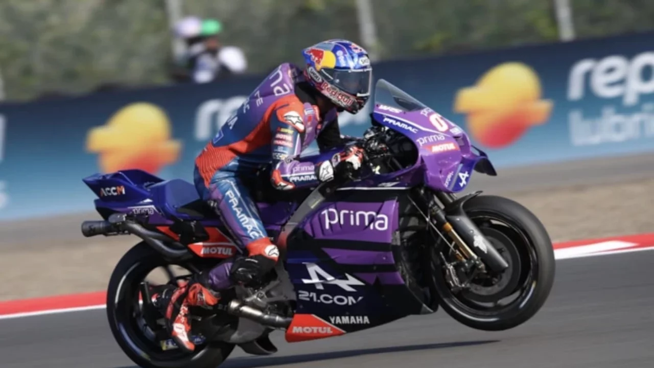 Toprak Razgatlıoğlu MotoGP'de kaza yaptı! Çıkan omzunu kendi yerine oturttu