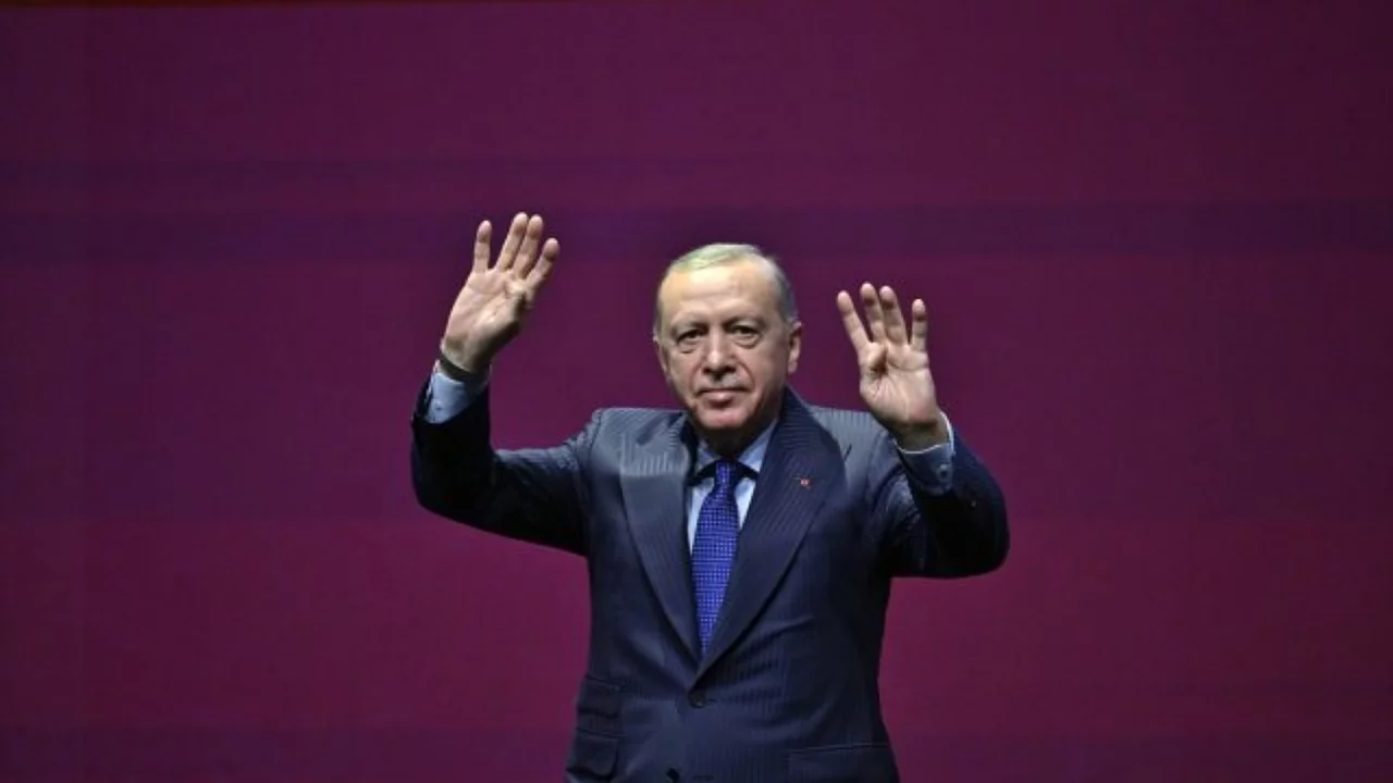 Erdoğan'dan okul saldırıları a&ccedil;ıklaması! "En b&uuml;y&uuml;k g&uuml;vencemiz TEKNOFEST gen&ccedil;liği"