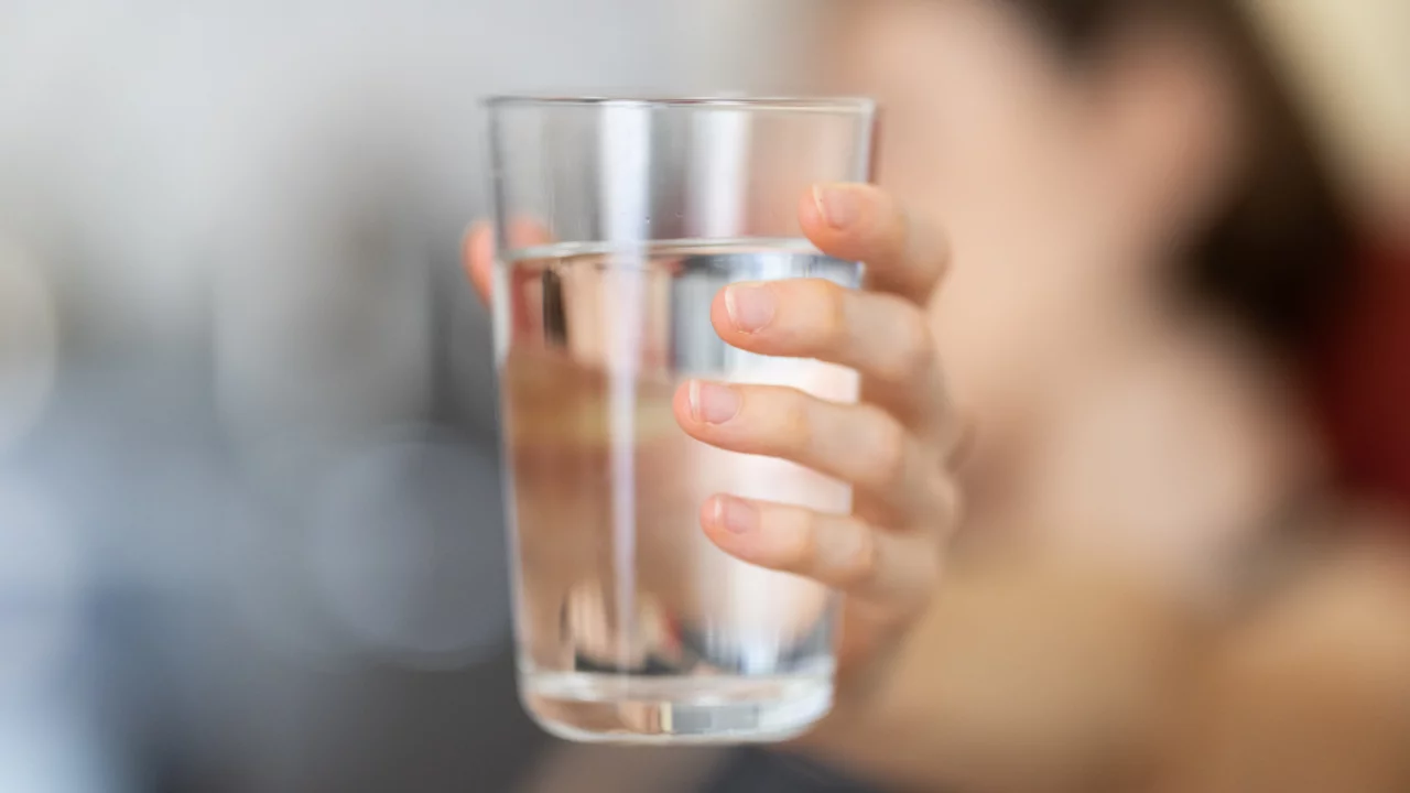 Günde Kaç Litre Su İçilmeli? Azı Da Fazlası Da Zarar Verebilir! İşte Günlük Su İhtiyacı