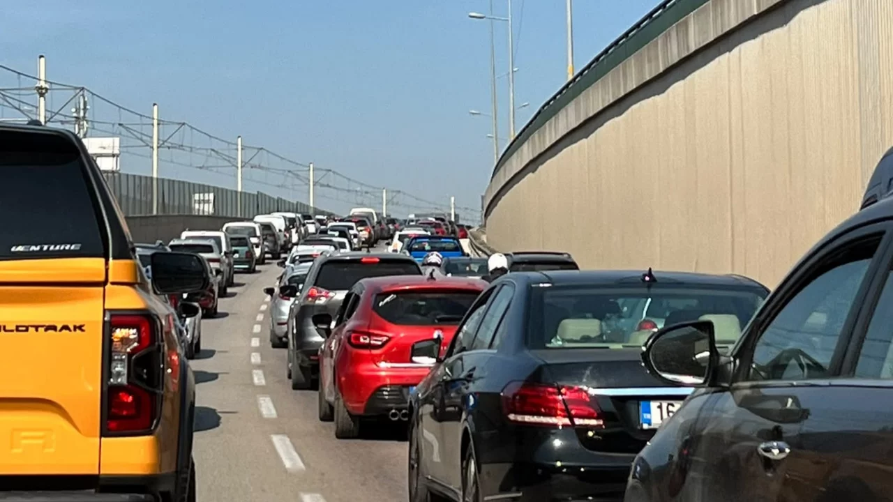 Bursalılar dikkat! Mudanya yolu kilitlendi
