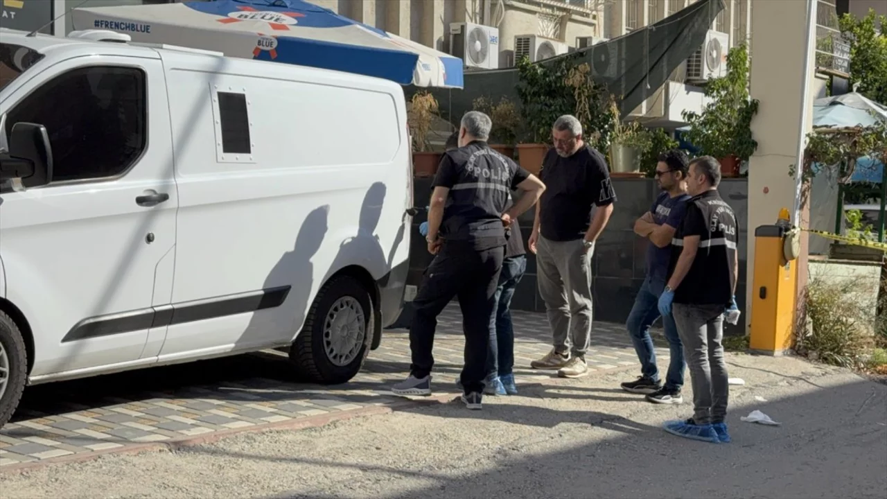 Cinayet zanlısı Aydın'da yurt dışına kaçmaya hazırlanırken yakalandı