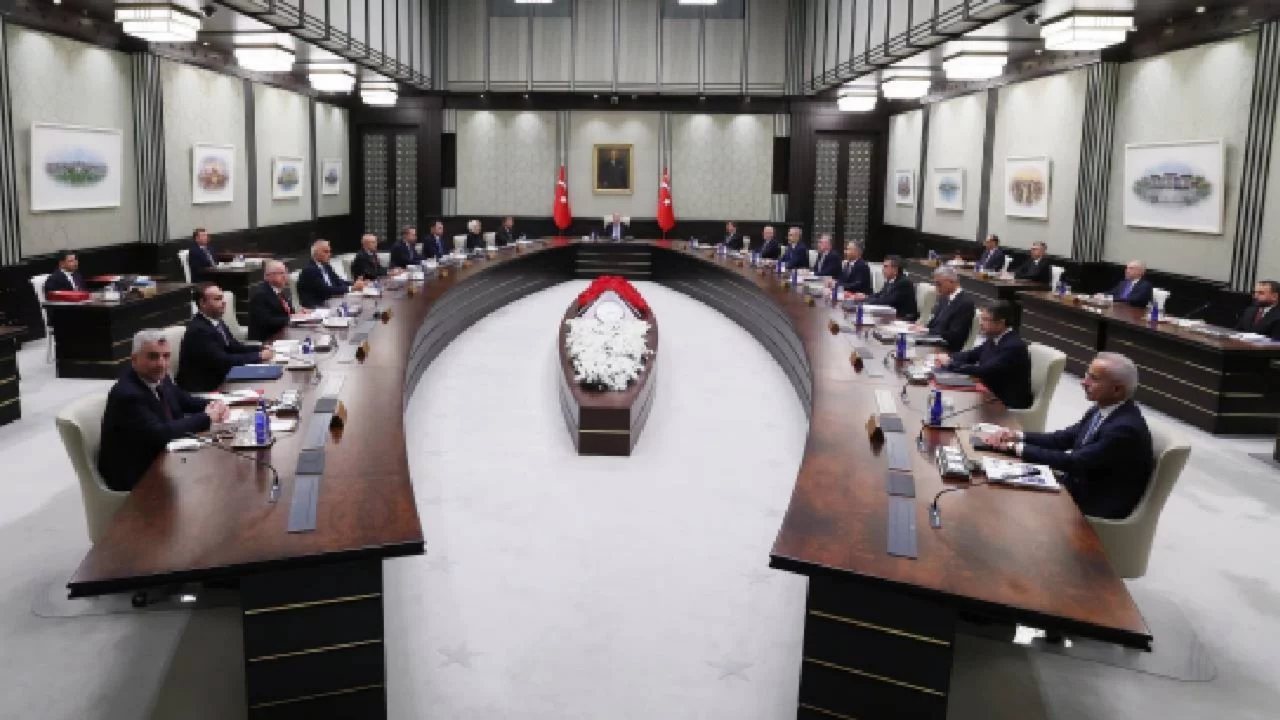 Kabine yarın toplanıyor: Gözler iki kritik başlıkta 