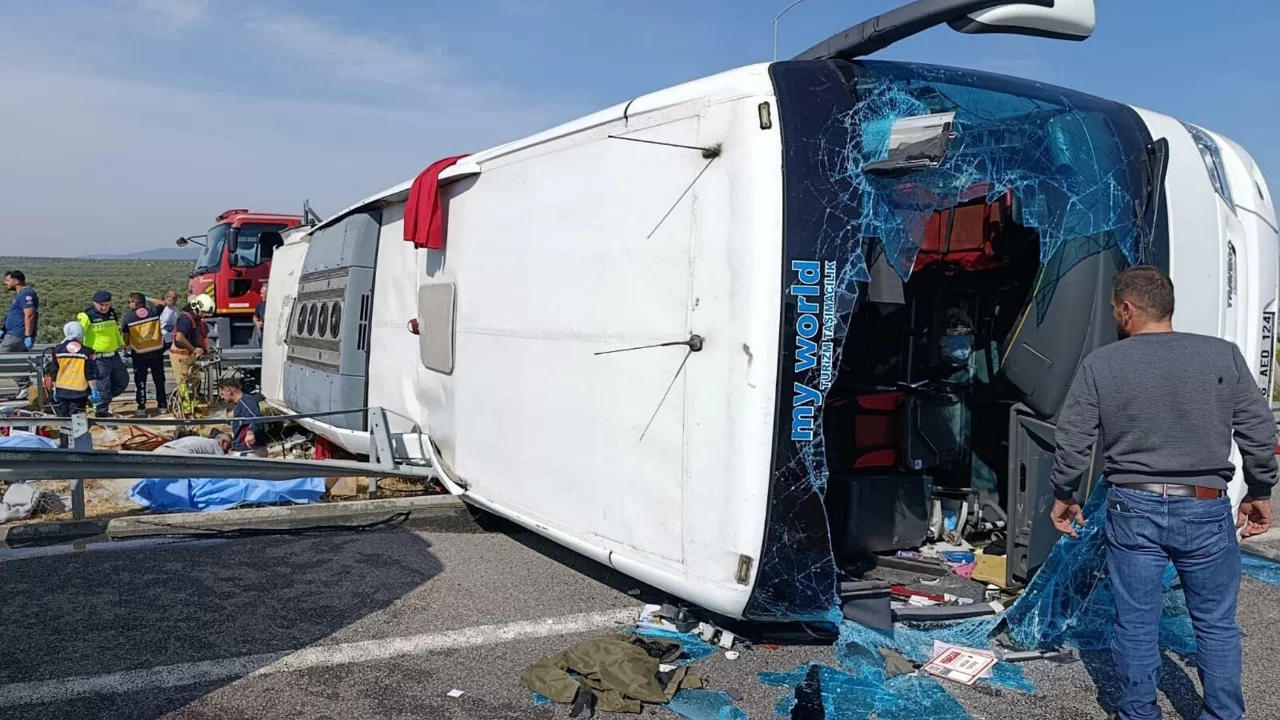 11 kişinin hayatını kaybettiği kazanın ateşi Gemlik'e d&uuml;şt&uuml;...