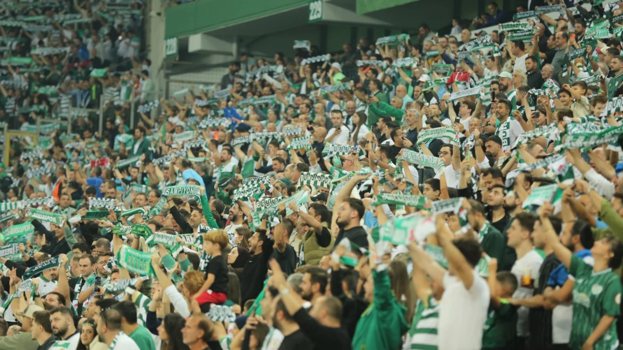 Bursaspor evinde istediğini alamadı! Yeşil-beyazlılar sahadan puansız ayrıldı