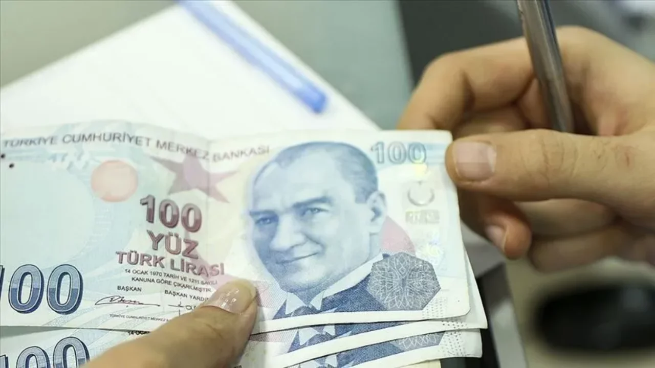 KYK bursu kimlere verilir? 2026-2027 GSB bursunda &ouml;ncelikli &ouml;ğrenciler belli oldu