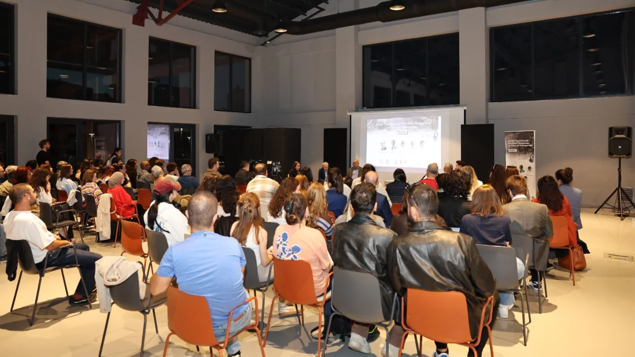 G&ouml;lyazı Antik Tiyatrosu'nun geleceği Nil&uuml;fer'de masaya yatırıldı