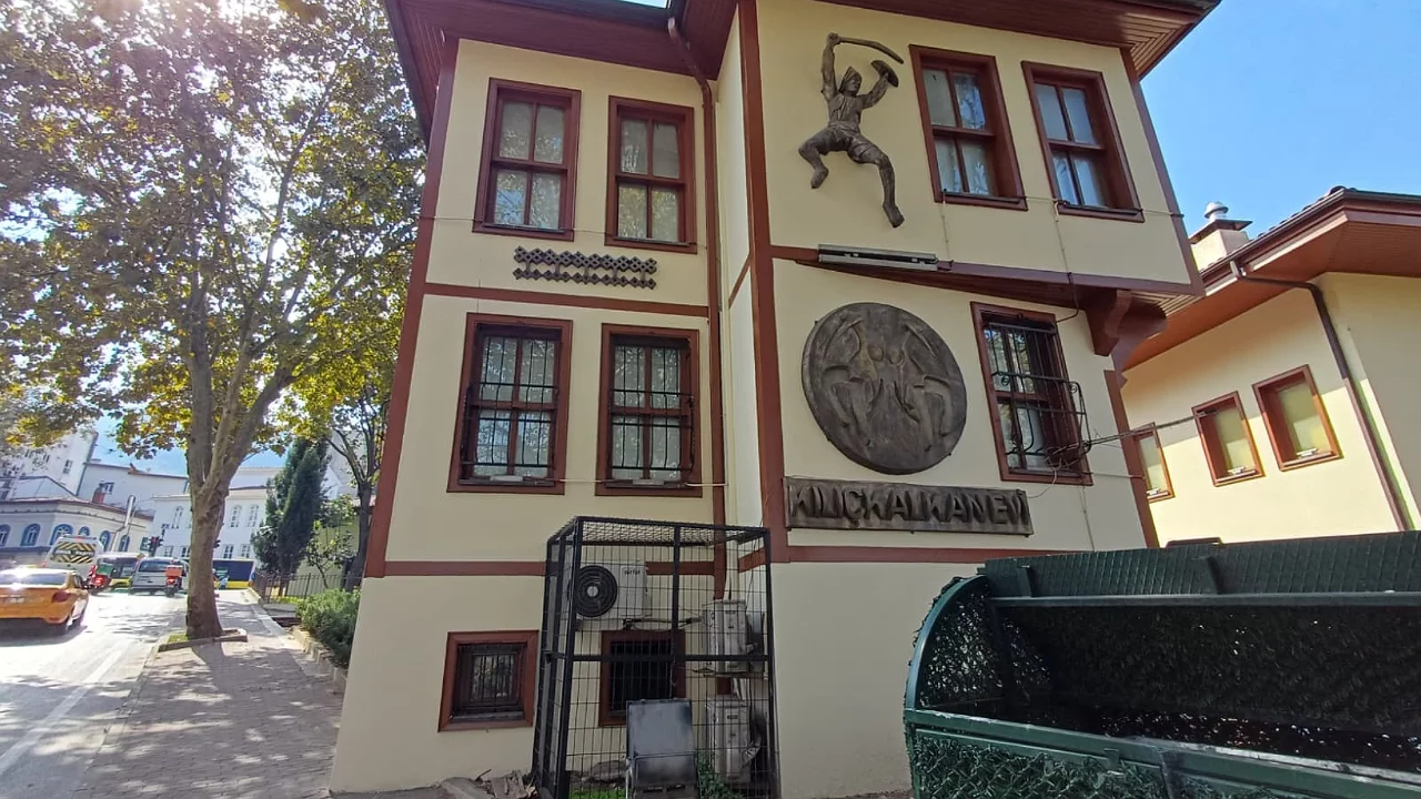 Bursa'da Setbaşı Kılıç Kalkan Evi yeniden açıldı 
