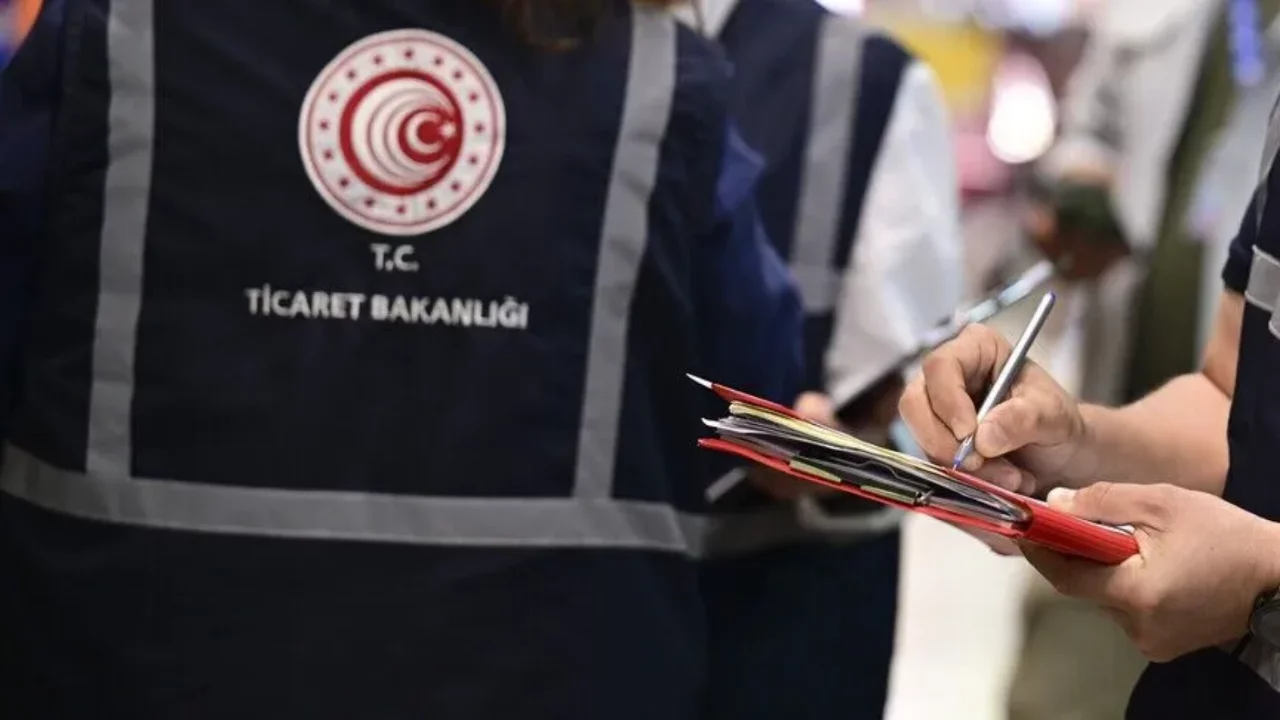 Rafta başka, kasada başka! Bakanlık denetiminde fiyat oyunu ortaya &ccedil;ıktı
