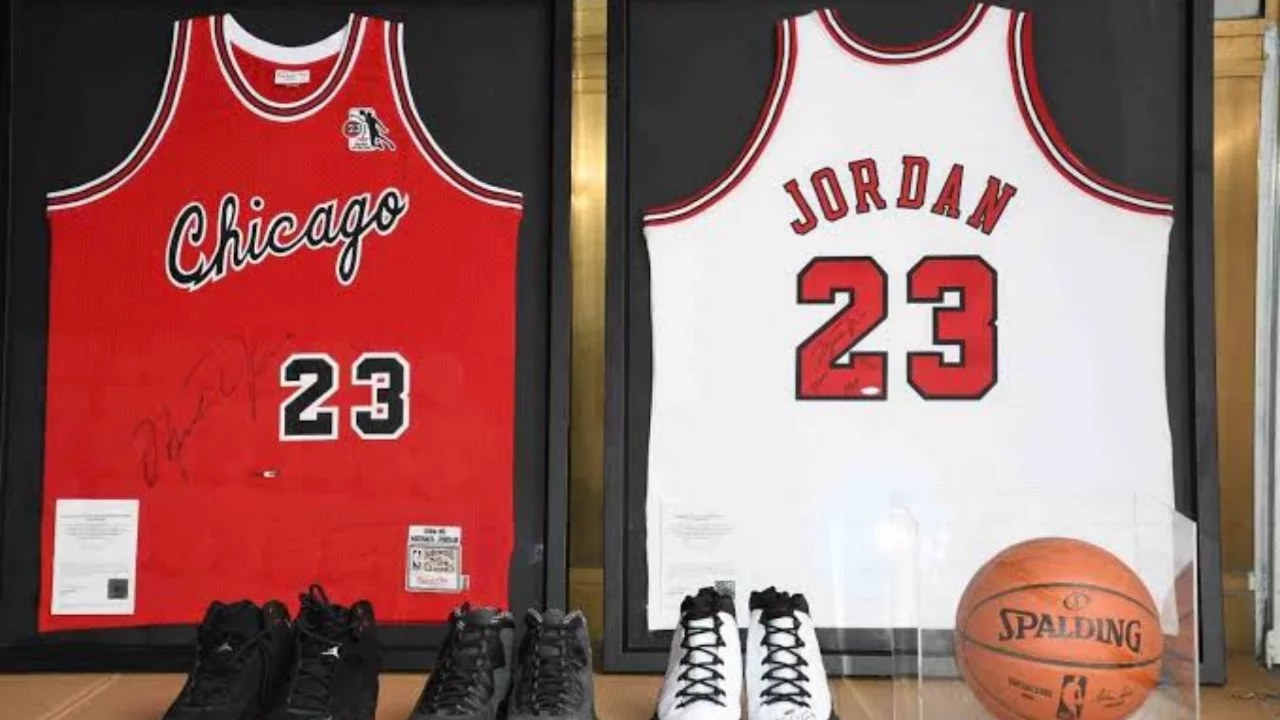 Michael Jordan'ın efsane forması rekor fiyata satıldı!