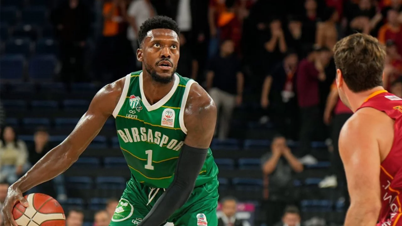 Bursaspor Basketbol'dan önemli galibiyet! Galatasaray'ı sahasında yendi... 