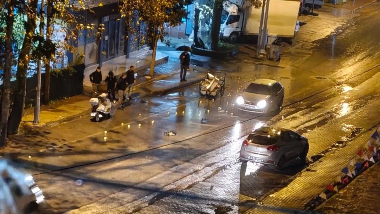 Yağmur bile durduramadı! Bursa'da insanlık &ouml;lmedi dedirten g&ouml;r&uuml;nt&uuml;