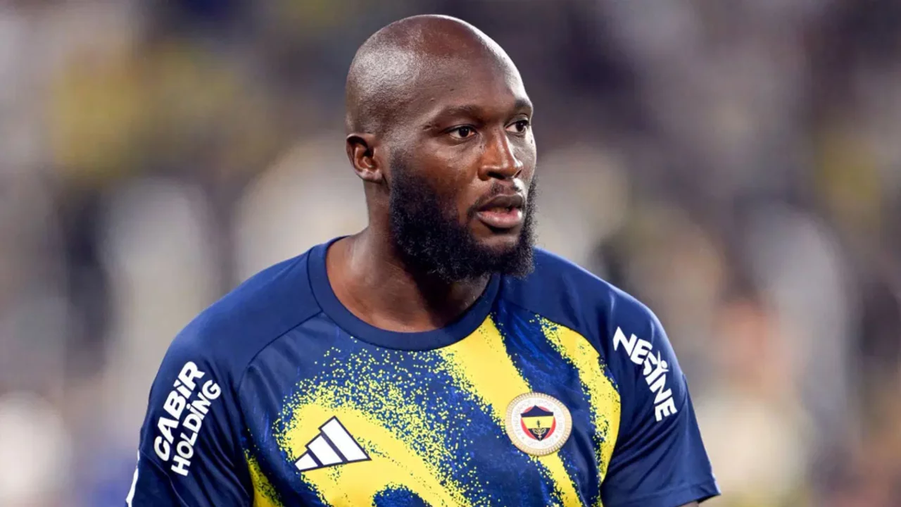 Fenerbah&ccedil;e'ye Aston Villa ma&ccedil;ı &ouml;ncesi k&ouml;t&uuml; haber: Lukaku sakatlandı