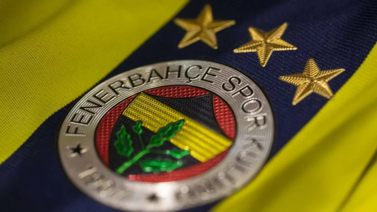 Fenerbah&ccedil;e'nin Aston Villa ma&ccedil;ı kamp kadrosu belli oldu