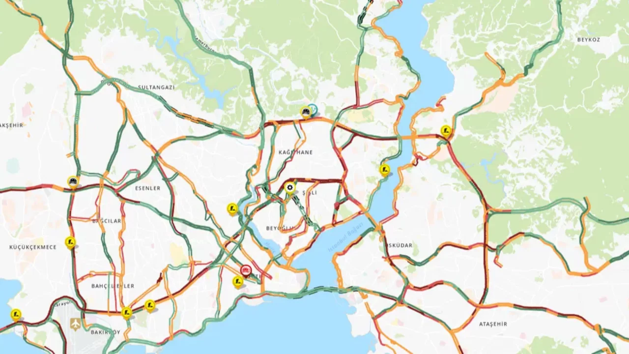 İstanbul'da trafik durma noktasına geldi: Yoğunluk yüzde 89'a çıktı 