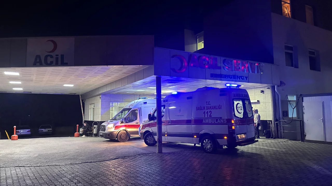 Yemek molası kabusa d&ouml;nd&uuml;! 80 iş&ccedil;i hastanelik oldu