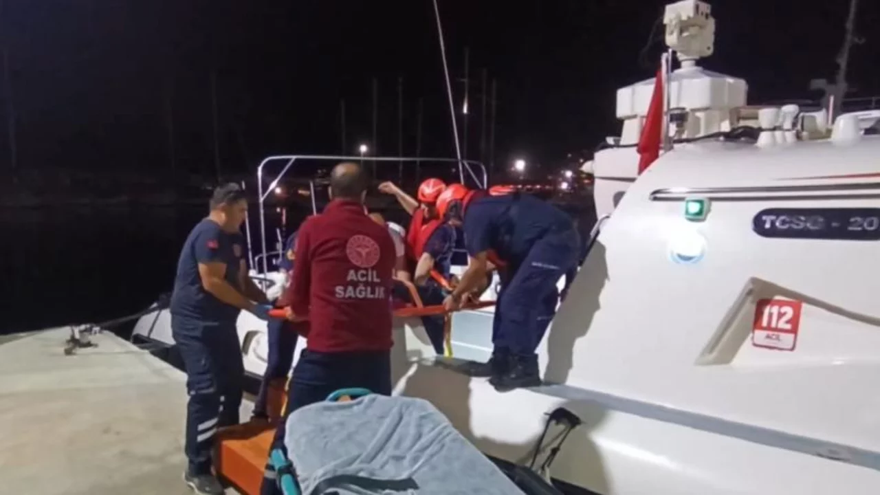 Ticari gemide yaralanan kişi tahliye edildi 