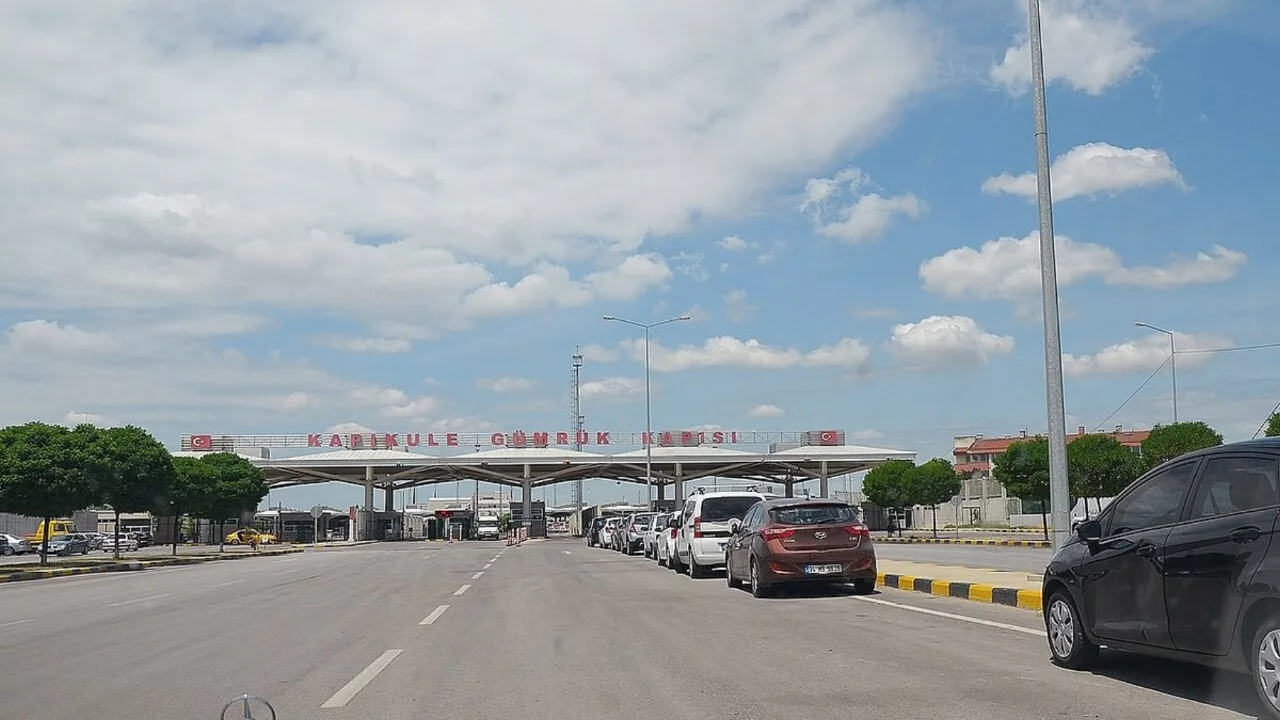 Yabancı plakalı araç sahiplerini ilgilendiriyor! Yeni düzenleme gündemde